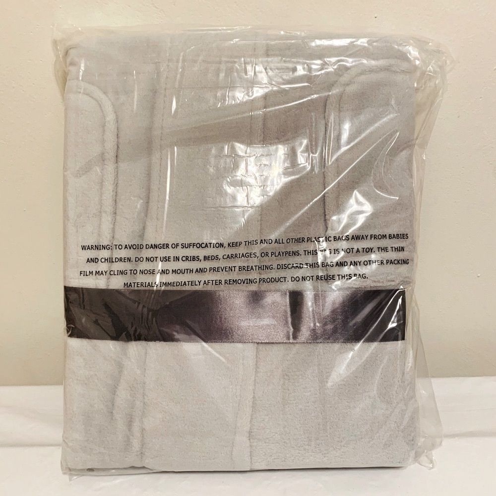 Bath Robe with Blanket Set in Light Gray - Picture 4 of 6